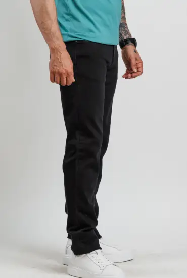 Muške farmerke standard fit crne boje